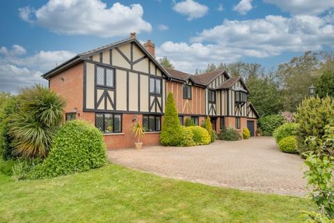 6 bedroom detached house for sale, Browston Lane, Browston