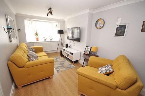 2 bedroom end of terrace house for sale, OXFORD STREET, CLEETHORPES