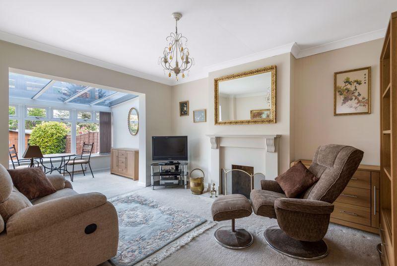 Oregon Square, Orpington 2 bed bungalow £550,000