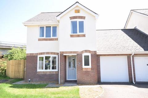 3 bedroom detached house to rent, Middlegate Court, Cowbridge