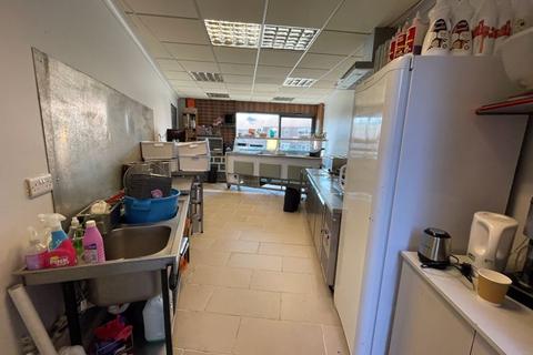 Shop to rent, Havannah Street, Congleton