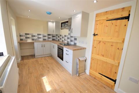 2 bedroom cottage to rent, Commercial Street, Bridgend