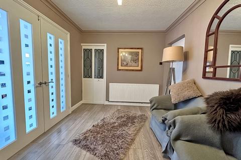 58 Blay Avenue, Walsall, WS2 9UX