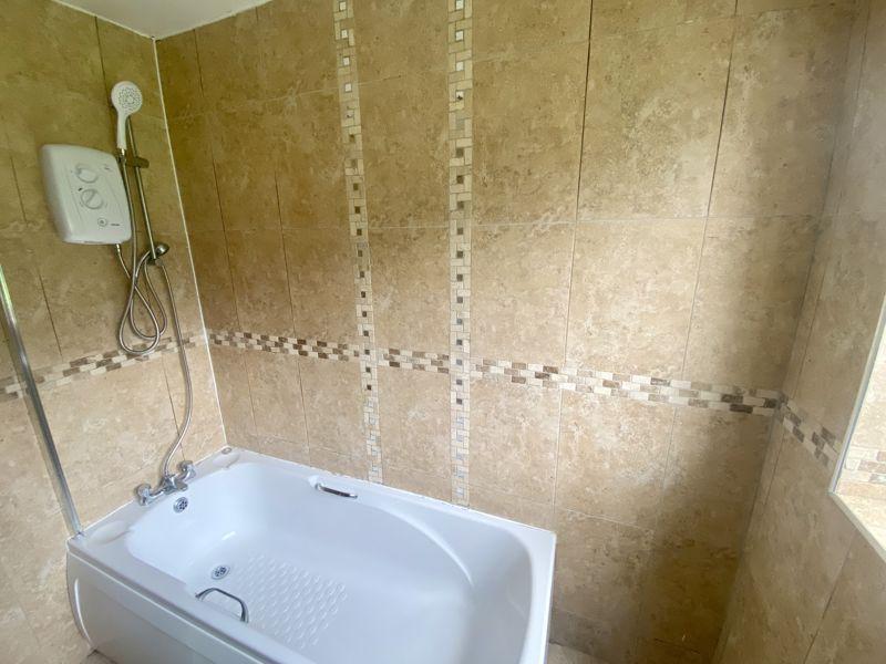 Family Bathroom/WC