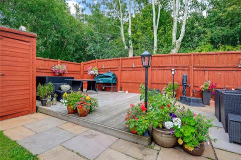 undefined, Broadstone, Marton
