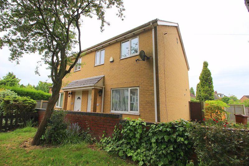 Greenwood Road, Aldridge 3 bed semidetached house £995 pcm (£230 pw)