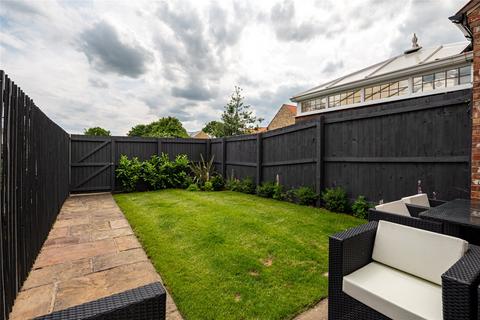 33 Micklethwaite Grove, Wetherby, LS22 5LA