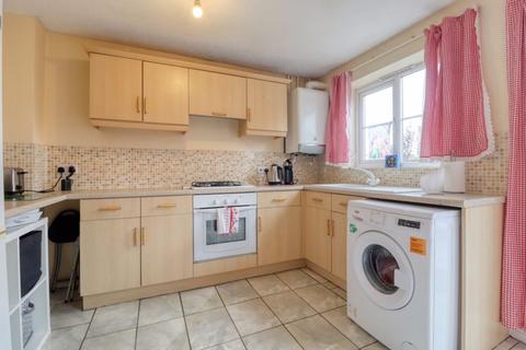 3 bedroom semi-detached house for sale - Bedford Way, Scunthorpe