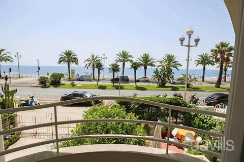 3 bedroom flat, Nice, Promenade des Anglais, 06000, France