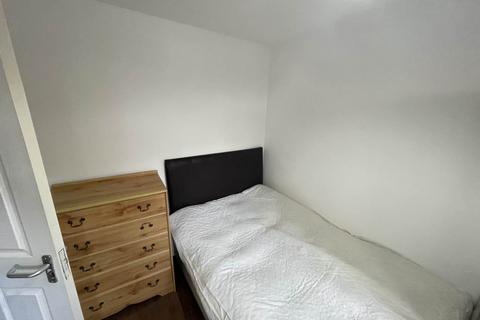 1 bedroom house to rent, Ruthin Gardens (Rooms), Cathays,