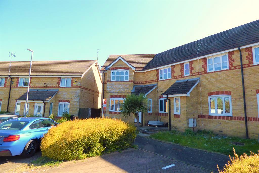 Larkspur Gardens, Leagrave, Luton... 1 bed apartment £140,000