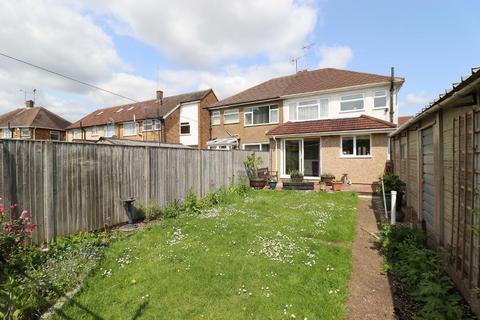 5 Langford Drive, Luton, LU2 9AJ