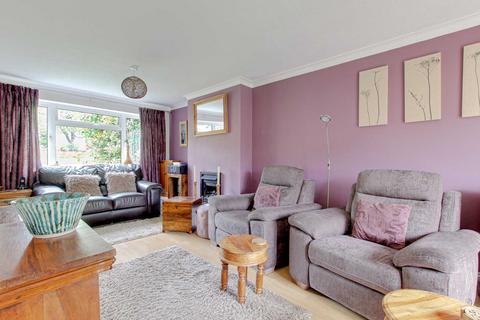 3 bedroom detached house for sale - Queensway, Caversham Park Village, Reading