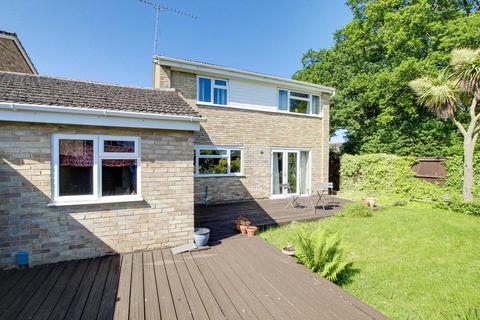 3 bedroom detached house for sale - Queensway, Caversham Park Village, Reading