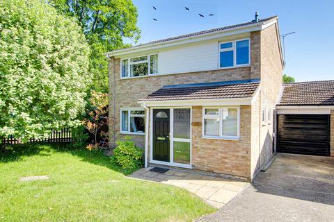 14 Queensway, Caversham, Reading, RG4 6SQ