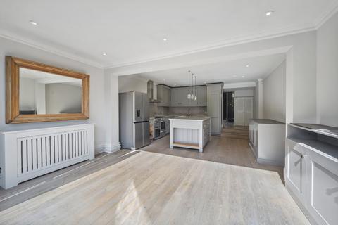 5 bedroom terraced house for sale, Rumbold Road, London