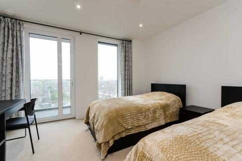 2 bedroom flat for sale - Fulham Riverside, Fulham, London, SW6
