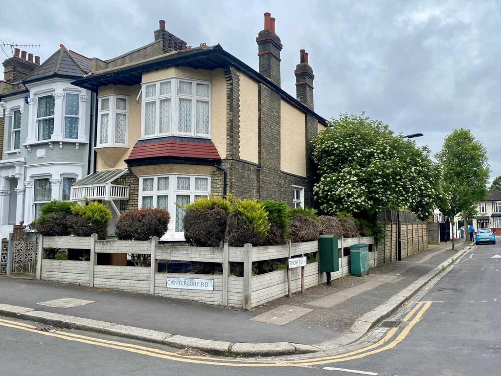 Canterbury Road, Leyton, E10 3 bed end of terrace house for sale £695,000