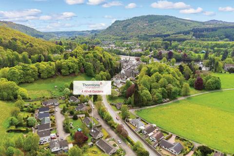 4 Atholl Gardens, Dunkeld, PH8 0AY