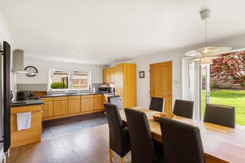 4 Atholl Gardens, Dunkeld, PH8 0AY