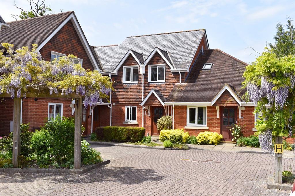 Brookley Road, Brockenhurst, SO42 3 bed townhouse for sale £375,000