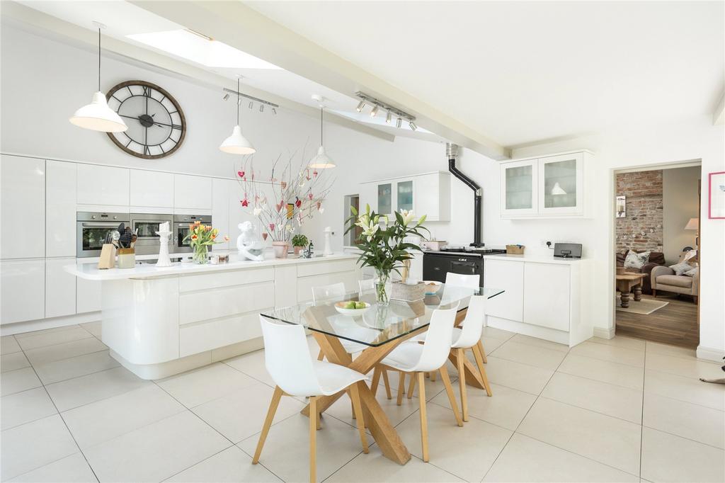 Overton, York, North Yorkshire, YO30 5 bed detached house for sale £1,395,000