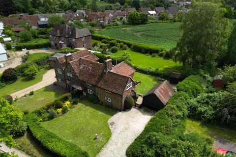 2 bedroom semi-detached house for sale - Station Road, Aldbury, Tring