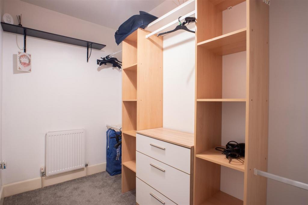 Bedroom 1 Walk In Wardrobe 2.jpg