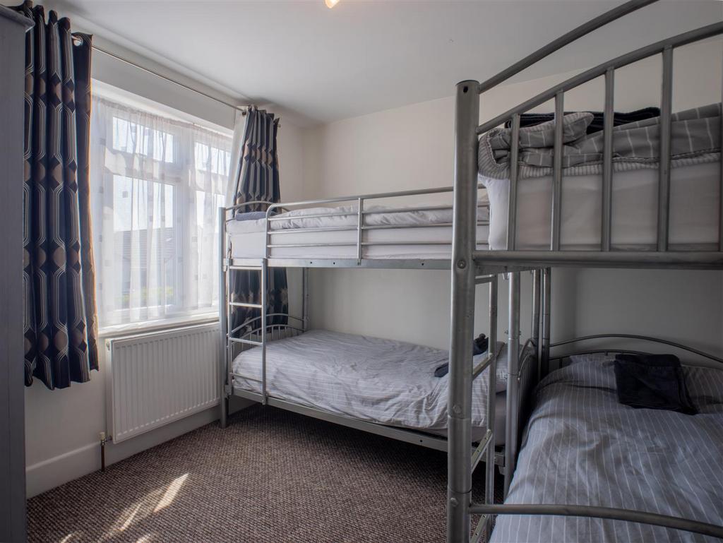 Bedroom 3.jpg