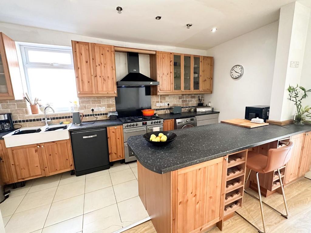 Family Dining Kitchen