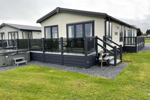 3 bedroom lodge for sale, Saltire Lodge, Stewarts Resort, St Andrews