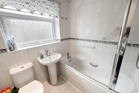5 Ashbrook Close, Denton, Manchester, M34 2QA