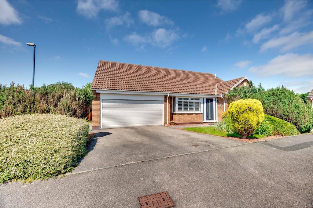 Fairhaven, Springwell Village, NE9 3 bed bungalow for sale £350,000