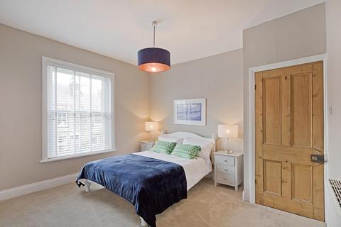 19 Booth Street, Burley In Wharfedale, Ilkley, LS29 7HY