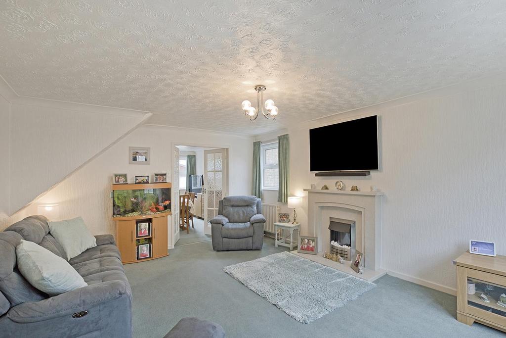 Sandholme Drive, Burley In Wharfedale LS29 4 bed detached house for sale £499,950