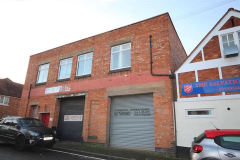 Industrial unit to rent, 31, The Leys, Evesham
