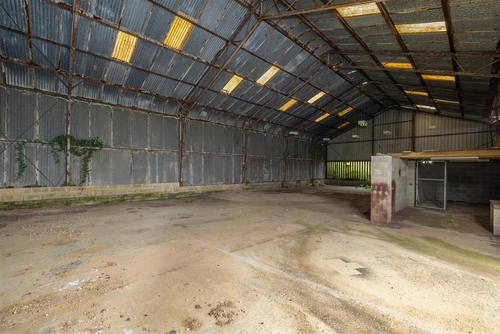 NN14 2 QW, Willowbrook Farm, Desborough015.jpg
