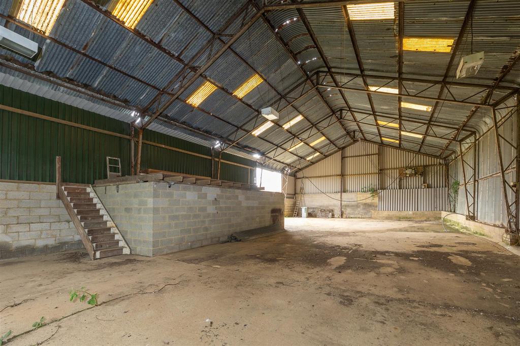 NN14 2 QW, Willowbrook Farm, Desborough016.jpg