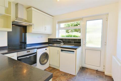 5 Barons Crescent, Copmanthorpe, York, YO23 3YR