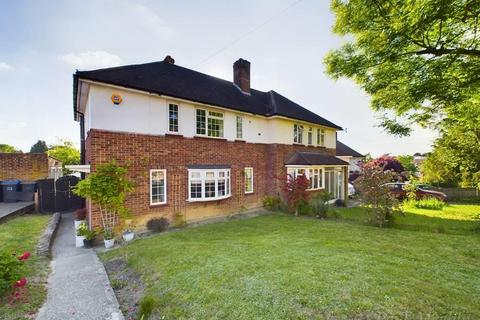 75 The Woodfields, South Croydon, CR2 0HJ