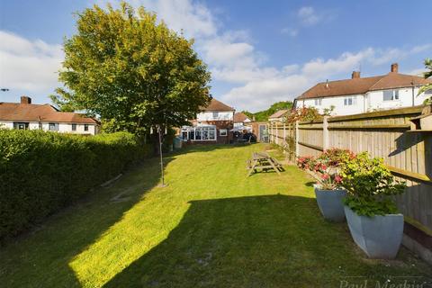 75 The Woodfields, South Croydon, CR2 0HJ