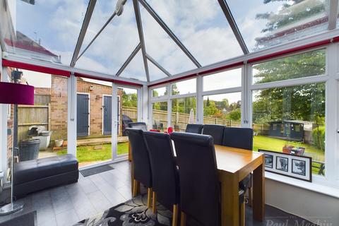 75 The Woodfields, South Croydon, CR2 0HJ