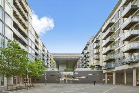 2 bedroom apartment for sale - Station Approach, Hayes, UB3