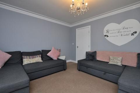 Flat 2, 7 Bagdale, Whitby, YO21 1QL