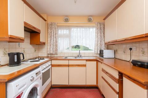 3 bedroom semi-detached house for sale - Cross Road, Birchington, CT7