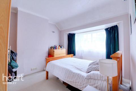 16 Monks Park Gardens, Wembley, HA9 6JB