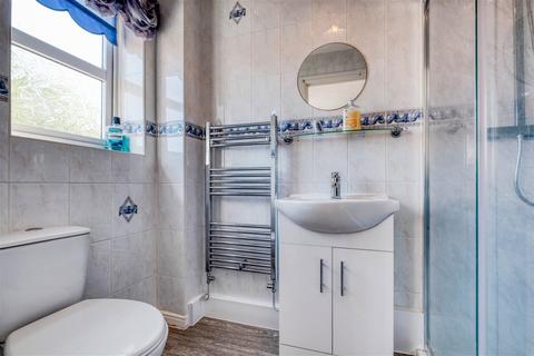 3 Dewsbury Close, Astwood Bank, Redditch, B96 6BH