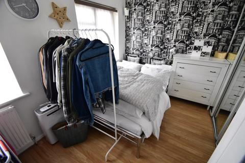 1 Anthony Gardens, Luton, LU1 5HA