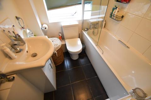 1 Anthony Gardens, Luton, LU1 5HA