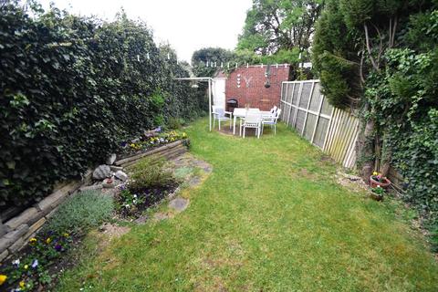 1 Anthony Gardens, Luton, LU1 5HA